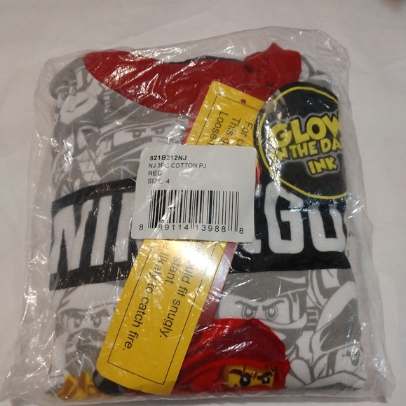 LEGO Ninjago 3 Piece Glow In The Dark Pajama Set NWT - Picture 3 of 4